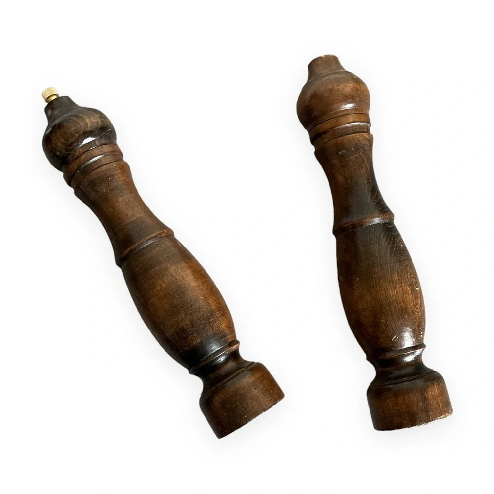 Vintage Wood Pepper Mill Grinder Salt Shaker 10